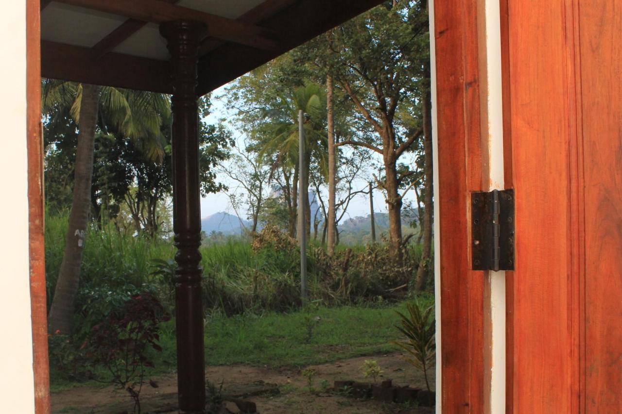 Sigiriya Hillside View Villa Exterior foto